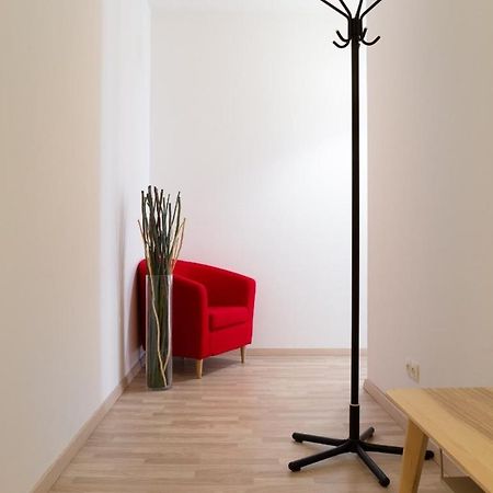 Great Tourist And Business Apartment Near Center Братислава Екстер'єр фото